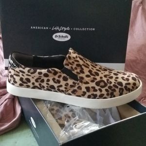 Leopard slip on tennis shoes